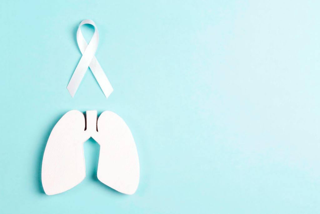 Lung cancer ribbon and lungs